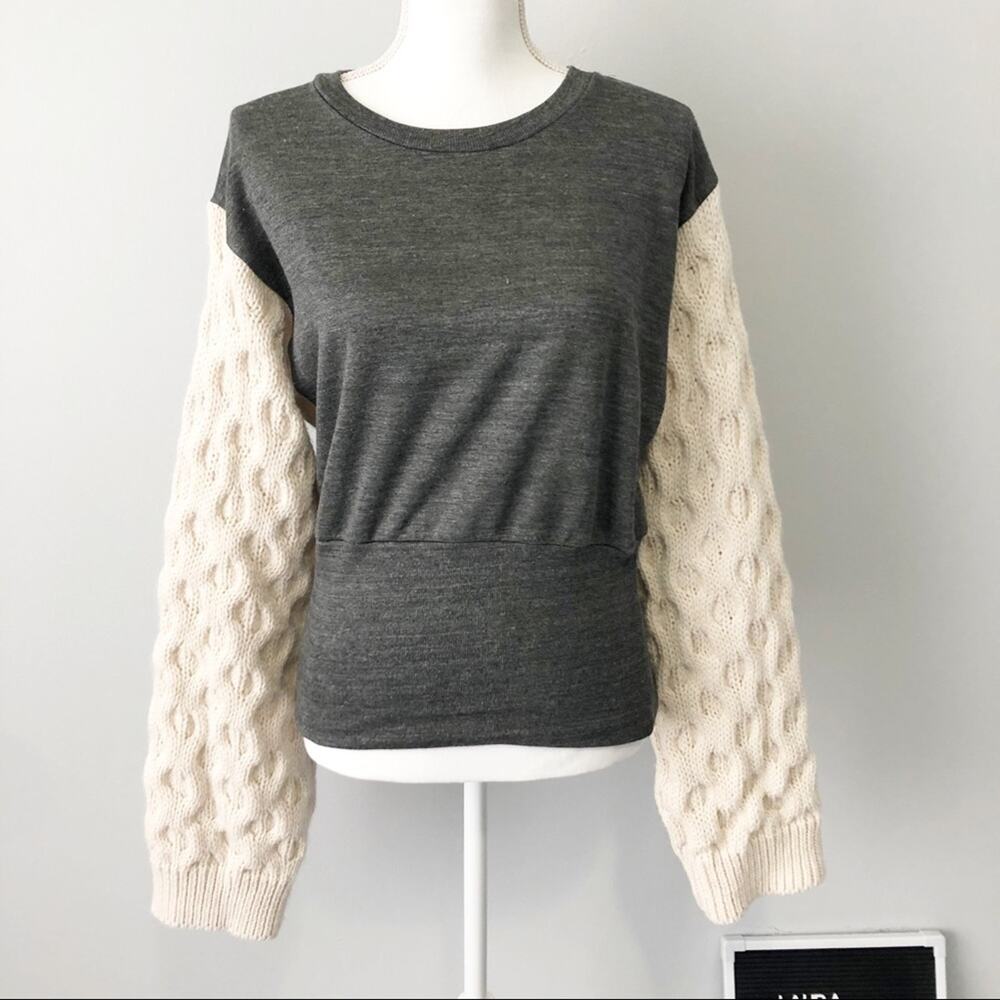 Zara cable knit balloon sleeve sweater gray cream size large